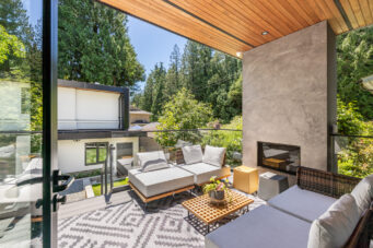 NEWLY BUILT ARCHITECTURAL RESIDENCE IN THE HEART OF DUNBAR - 4090 W 31st Avenue