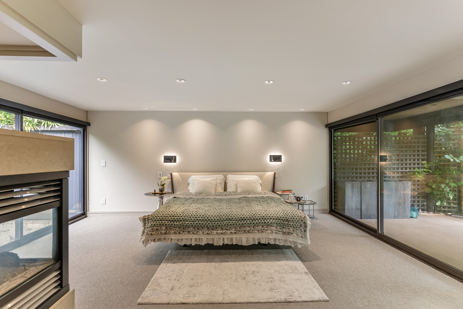 WEST COAST MODERN RESIDENCE IN SENTINEL HILL - Arthur Erickson Residence