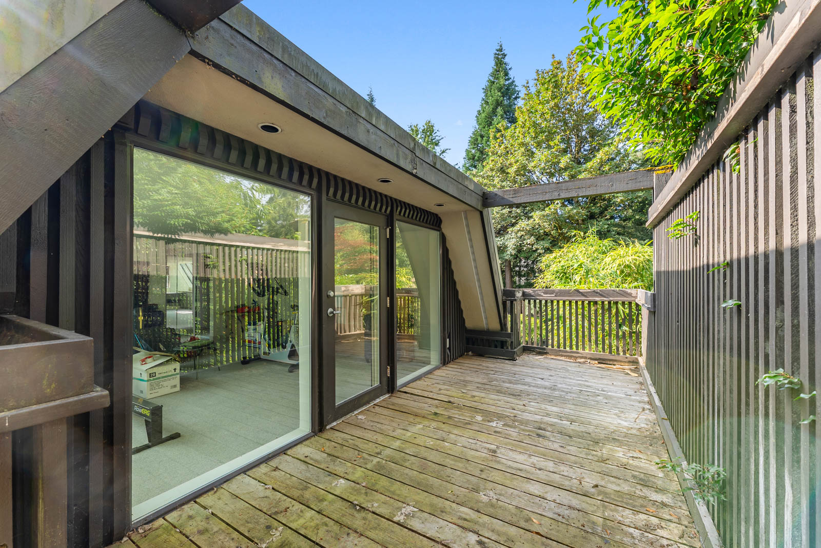 WEST COAST MODERN RESIDENCE IN SENTINEL HILL - Arthur Erickson Residence