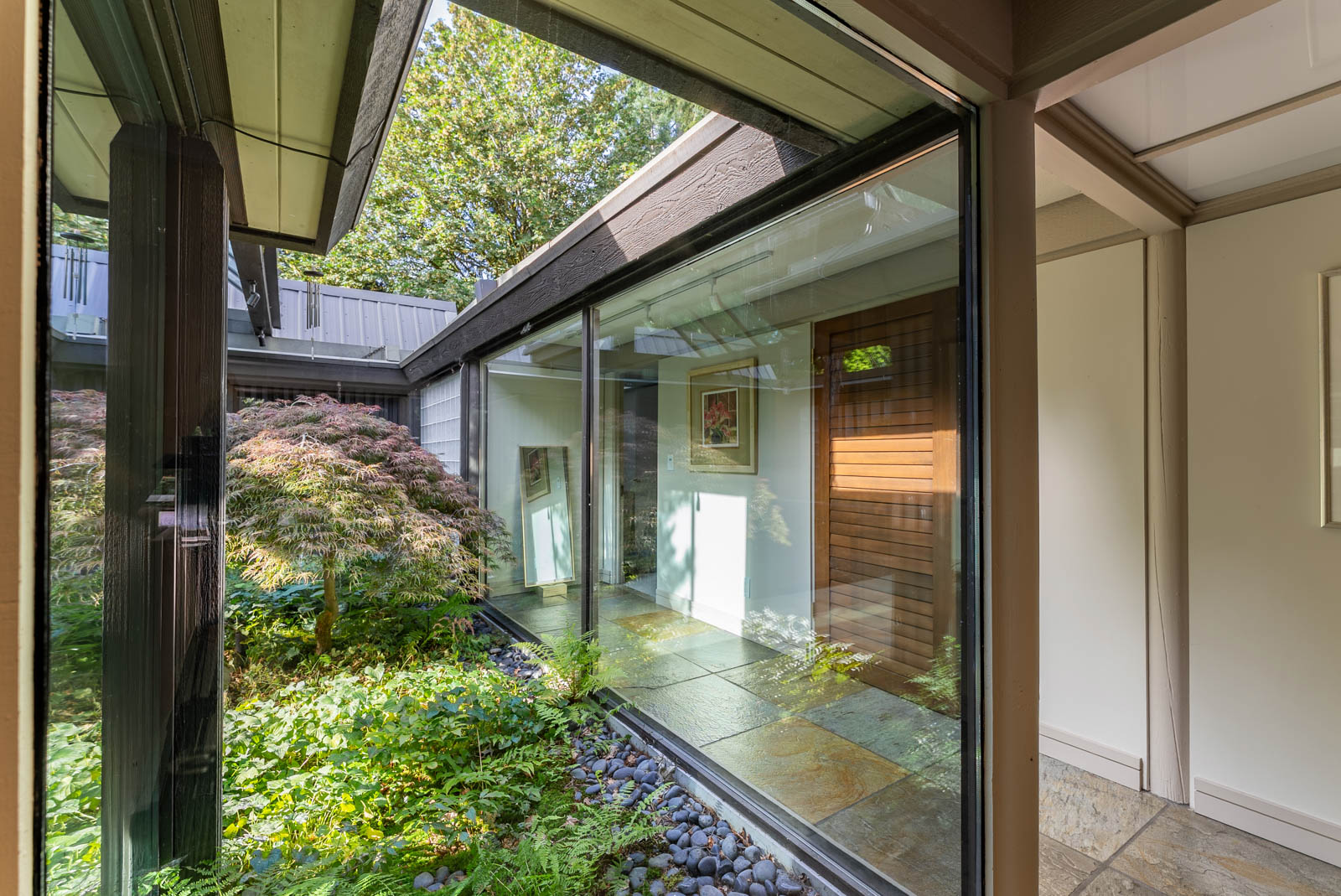 WEST COAST MODERN RESIDENCE IN SENTINEL HILL - Arthur Erickson Residence
