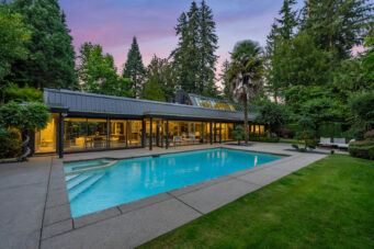 WEST COAST MODERN RESIDENCE IN SENTINEL HILL - Arthur Erickson Residence