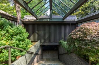 WEST COAST MODERN RESIDENCE IN SENTINEL HILL - Arthur Erickson Residence