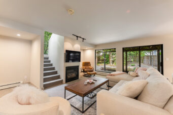 WEST COAST MODERN RESIDENCE IN SENTINEL HILL - Arthur Erickson Residence