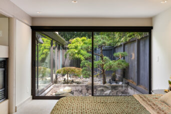 WEST COAST MODERN RESIDENCE IN SENTINEL HILL - Arthur Erickson Residence