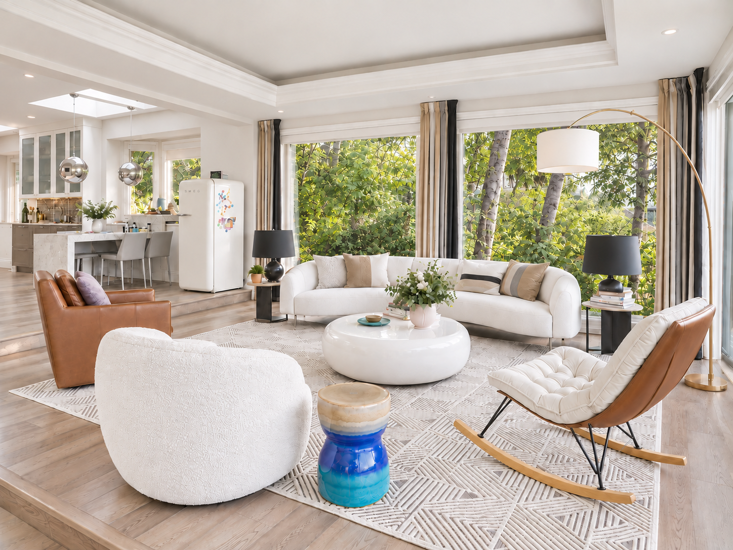 LUXURY RESIDENCE LOCATED IN PRESTIGIOUS CANTERBURY - 1560 Chippendale Court