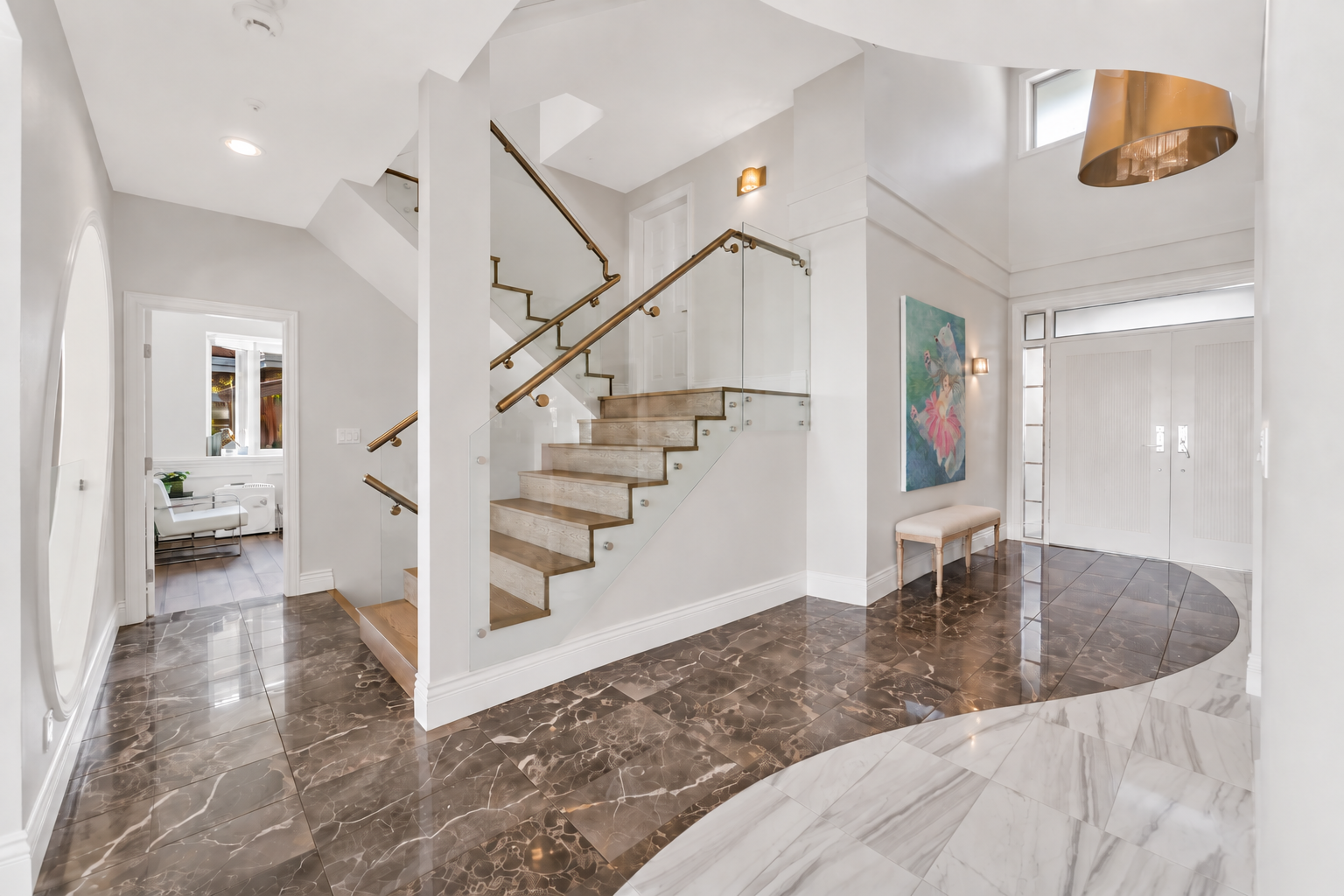 LUXURY RESIDENCE LOCATED IN PRESTIGIOUS CANTERBURY - 1560 Chippendale Court