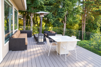 LUXURY RESIDENCE LOCATED IN PRESTIGIOUS CANTERBURY - 1560 Chippendale Court