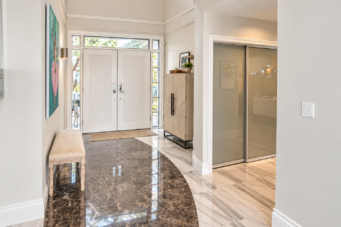 LUXURY RESIDENCE LOCATED IN PRESTIGIOUS CANTERBURY - 1560 Chippendale Court