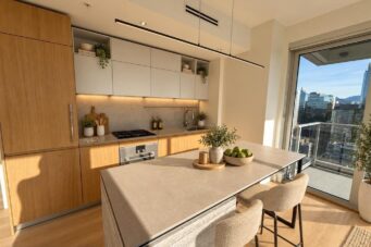 EXPERIENCE ELEVATED LUXURY LIVING IN THE HEART OF DOWNTOWN VANCOUVER - 2903 1277 Hornby Street, Vancouver