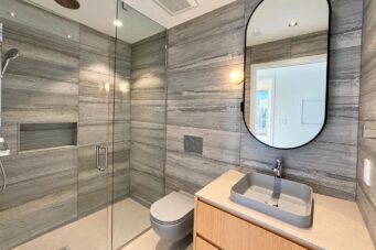 EXPERIENCE ELEVATED LUXURY LIVING IN THE HEART OF DOWNTOWN VANCOUVER - 2903 1277 Hornby Street, Vancouver